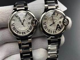 卡地亚蓝气球复刻表AF厂还是V6厂的更好?33毫米、36毫米对比测评复刻手表一比一手表n厂c厂zf厂vs厂clean厂