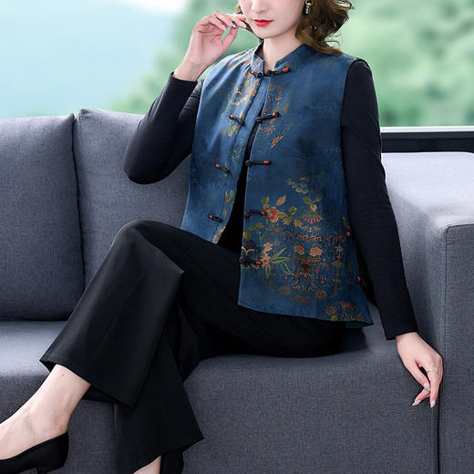 DD-出众盘扣！仿真丝香云纱夹棉马夹外套 商品图0