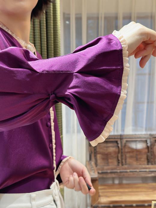 TYNVIE 雪纺木耳边装饰花瓣袖长袖上衣-紫色 商品图4