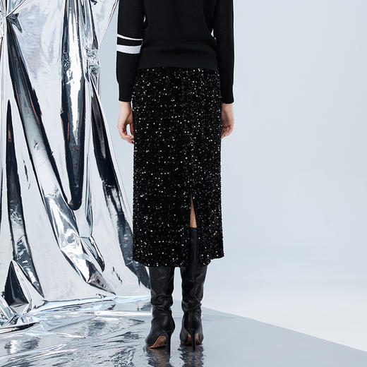 EITIE爱特爱冬季新款刺绣亮片显瘦高腰直筒裙半身裙7606302 商品图4