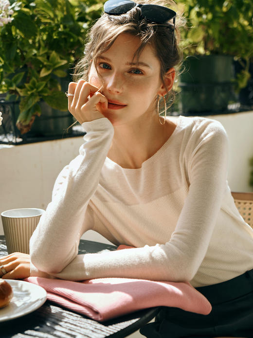 OLrain欧芮儿长袖圆领毛衣女初秋2023新款修身内搭套头打底针织衫 商品图0