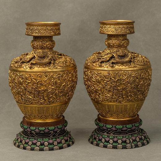 清 铜鎏金盘龙花卉纹花瓶摆件（一对） 商品图0