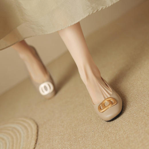 秋季新款，平底时尚单鞋LD-6442 商品图3