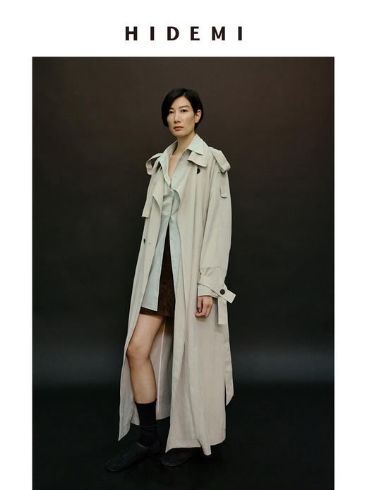 HIDEMI 【赵露思同款】翻领极简设计感双排扣长款风衣 杏仁色/夜空蓝 商品图10