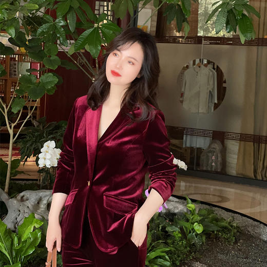 圣三利女装  时尚优雅金丝绒X形西装外套SL2032149 商品图2