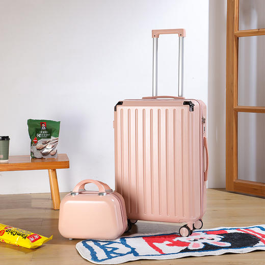 【千摔百砸都不烂？！结实耐用 便捷出行】多功能行李箱拉杆箱 女高颜值带杯架万向轮旅行箱 商品图6