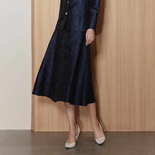 EITIE爱特爱秋季新款优雅气质A字伞裙显瘦半身裙7106809 商品图2