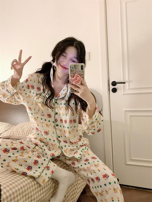 【居家服饰丨纯棉纱布家居睡衣套装系列】透气舒眠新体验，触手可及的纯棉舒适，直筒裤口袖口，修饰身形不紧绷，透气亲肤材质，棉绒触感，宅家也要美美的 商品图5