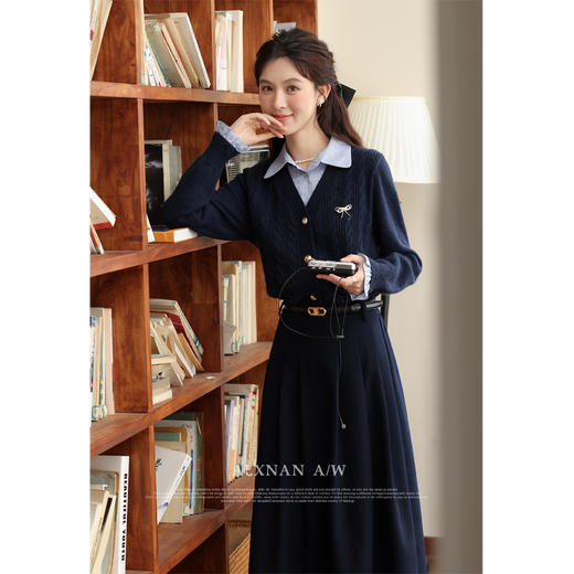 鹿向南「常青藤女孩」假两件藏蓝色长袖毛衣女秋季半身裙时尚套装 商品图2