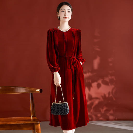 DD-真丝丝绒长袖连衣裙法式打条设计感红色新娘结婚女士妈妈收腰裙子 商品图0