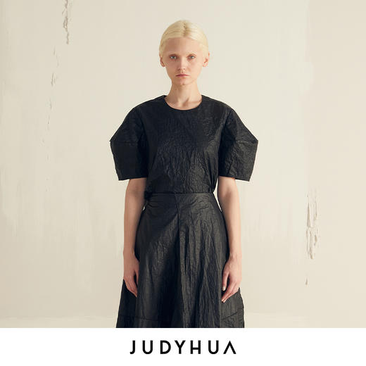 JUDYHUA 纸质涂层肌理⽴体袖上⾐ 商品图0