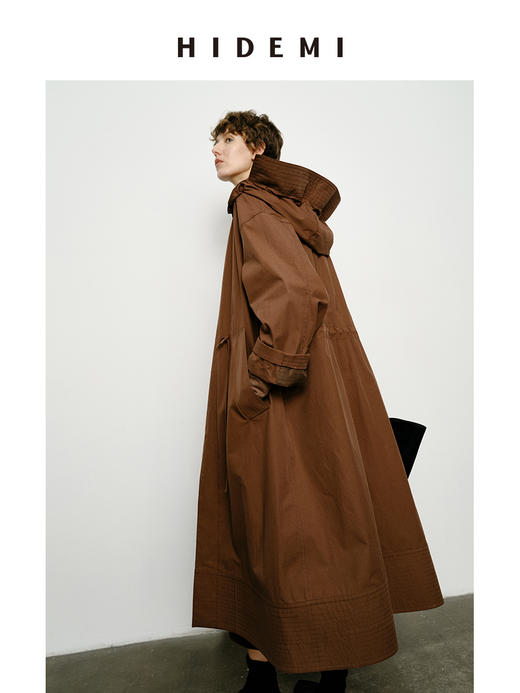 HIDEMI 极简大廓形可拆卸连帽式工装感抽绳长款风衣 红咖色/海鸥米 商品图9