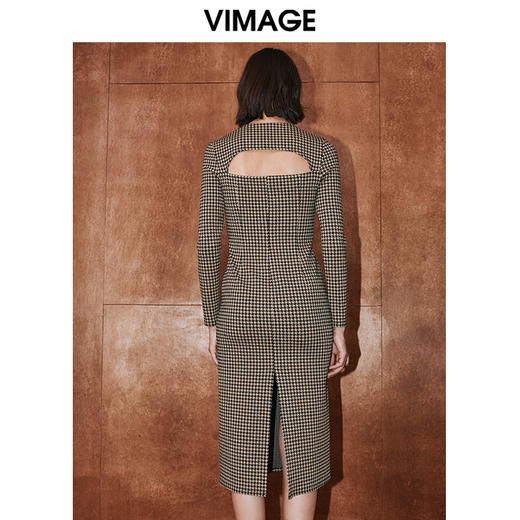 VIMAGE纬漫纪冬季新款格纹收腰修身显瘦裙摆开叉连衣裙V2007622 商品图4