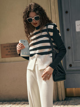 OLrain欧芮儿黑白条纹毛衣背心马甲女初秋2023新款宽松无袖套头衫