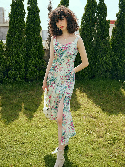 OLrain欧芮儿碎花吊带连衣裙女初秋2023新款收腰法式油画风公主裙 商品图0