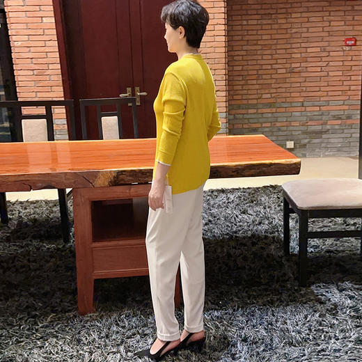 SAINT L’UCK/圣媛女装新款秋季V领针织衫SA320M03 商品图1