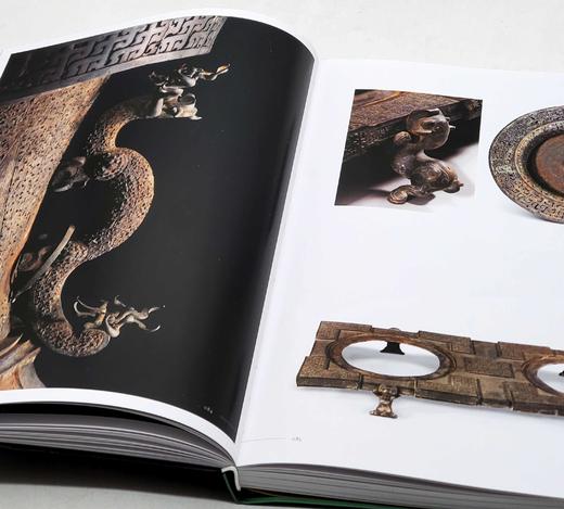 《曾侯乙》，编者：湖北省博物馆，16开，平装，页数暂不详，文物出版社2023年2月一版一印。定价498，售价373.5元。大概一周左右发出。 商品图9