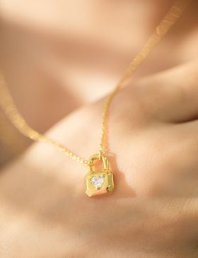 叠戴选它没错了，交错的层次感能给简单的搭配狠狠加分～