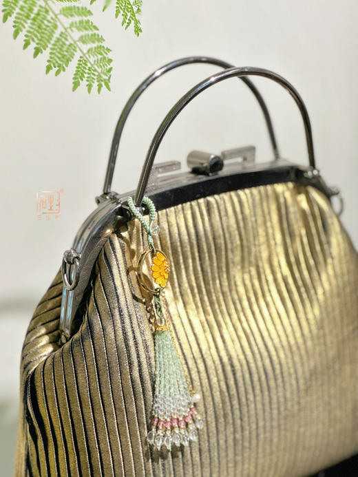 三生石梅兰竹菊国风服饰押襟 商品图3