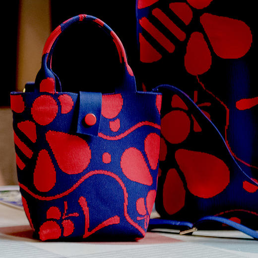 读者书店 | 读者×织遇  伴读旅行系列·针织挎包女士男士儿童通用时尚包 商品图5