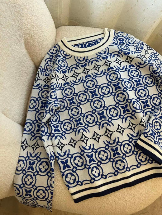 青花瓷圆领衫。 自己备注号码 商品图7