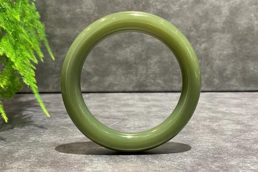 【御珠宫坊】和田玉沙枣青手镯52.5mm 商品图2