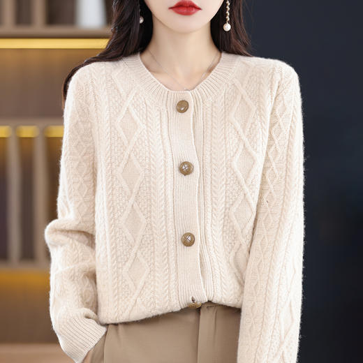 温暖百搭多款可选安迪绒绞花连帽开衫打底衫半身裙 商品图7