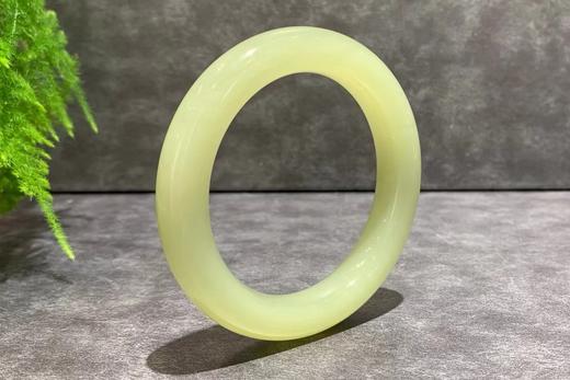 【御珠宫坊】和田玉青白玉手镯58.5mm 商品图0