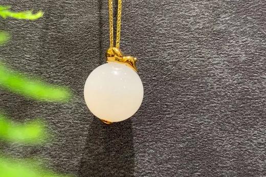 【御珠宫坊】金镶羊脂白玉珠月兔 商品图0