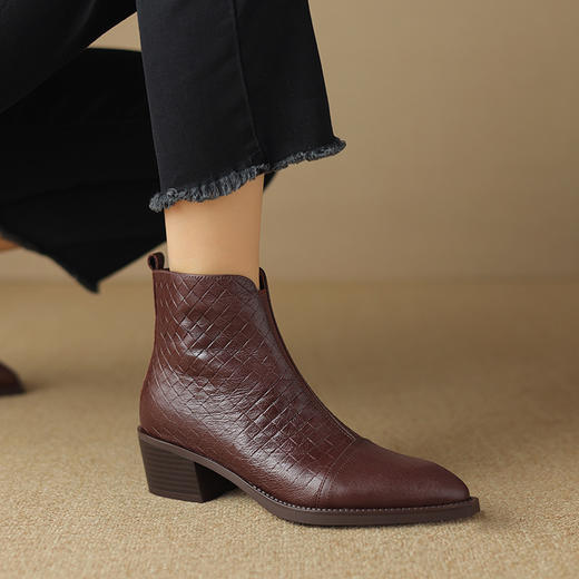 真皮拼接中跟粗跟，高跟尖头女靴YT-939-9 商品图1