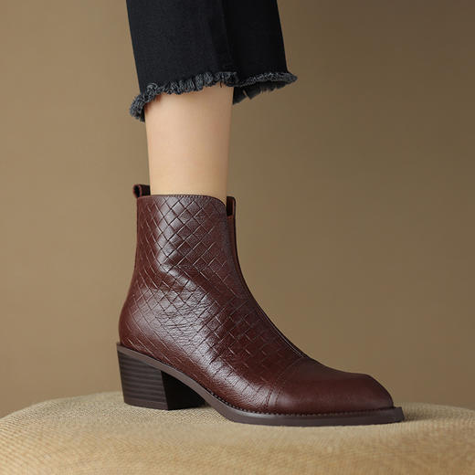 真皮拼接中跟粗跟，高跟尖头女靴YT-939-9 商品图6