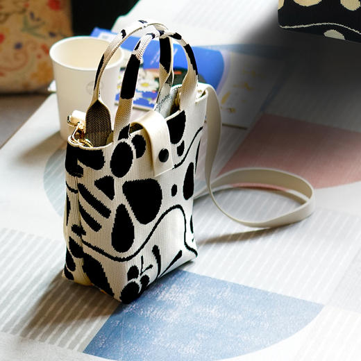 读者书店 | 读者×织遇  伴读旅行系列·针织挎包女士男士儿童通用时尚包 商品图3