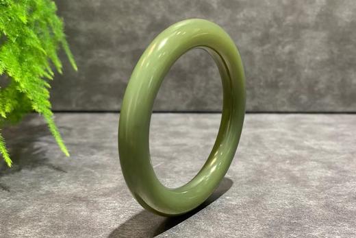 【御珠宫坊】和田玉沙枣青手镯52.5mm 商品图1