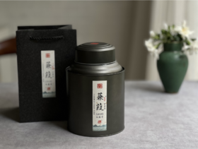 7年陈老白茶2018白露茶，醇滑似浆，每一口都是岁月赋予的积淀
