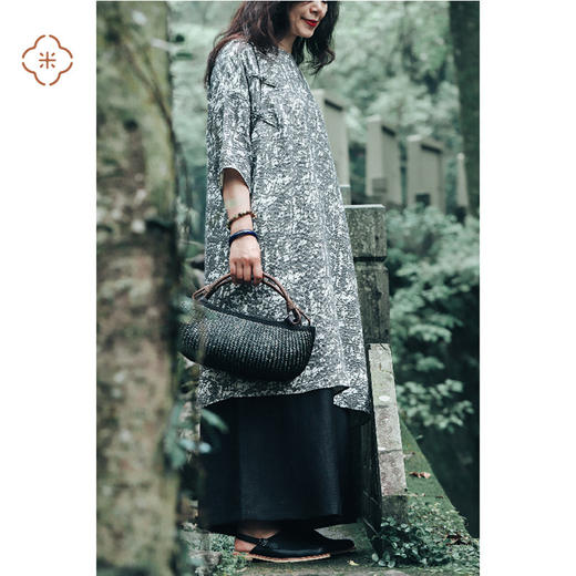 米马独家设计 初秋的无领大袍子 就很像一个举止有礼的中年妇人 商品图2