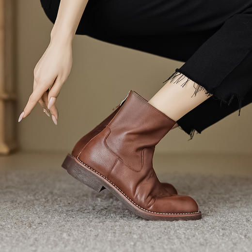 时尚气质，真皮平底短靴OFSM-OF6816R 商品图3