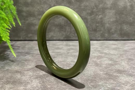【御珠宫坊】和田玉沙枣青手镯55mm 商品图0