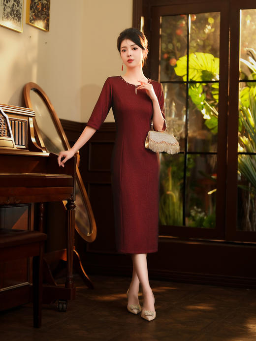 妈妈装秋冬款旗袍裙，小长款宴会装优雅气质旗袍裙单层复古旗袍JLM-3178 商品图2