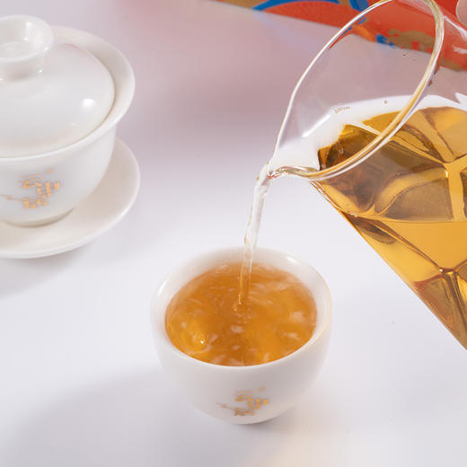 云中居礼系列白牡丹饼茶礼盒装300g 商品图4