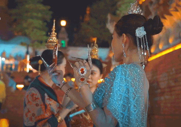 【国庆大象义工亲子营丨跟随亚洲象的步伐探索西双版纳】原始热带雨林亲子徒步｜走进中国面积最大的中科院植物园｜当一回「亚洲象志愿者」获得志愿者证书+公益时长｜走进古老村寨，探寻少数民族文化，制作非遗手工