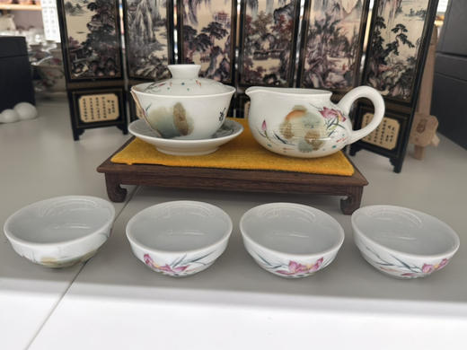 1800贵和祥窑变粉荷盖碗组 商品图2