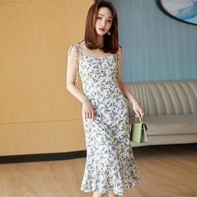 娜璐多 法式碎花连衣裙女夏小清新抽绳褶皱系带小个子显高吊带荷叶边裙