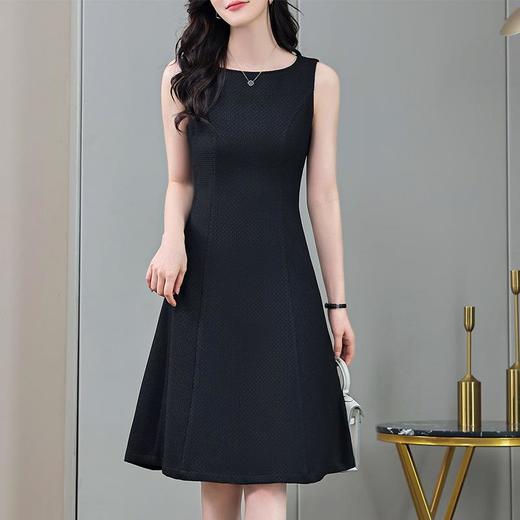 娜璐多 黑色连衣裙气质显瘦无袖裙子2023早秋新款高级感A字高腰裙背心裙 商品图3