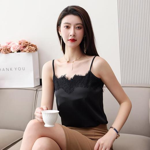 娜璐多 睫毛蕾丝吊带背心女设计感小众一字领西装内搭外穿打底上衣仿真丝 商品图2