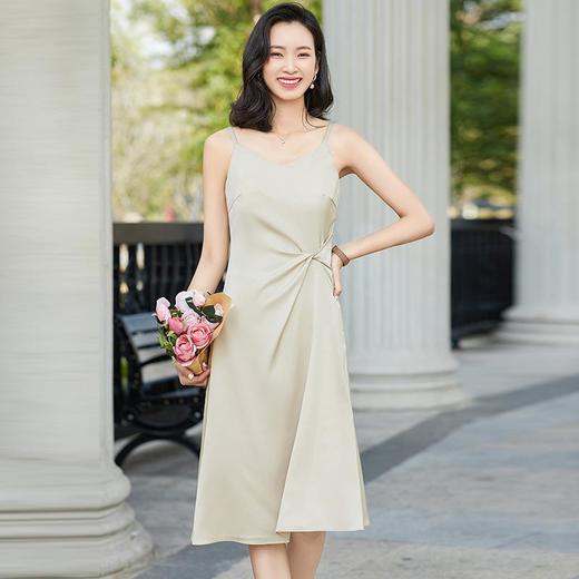 娜璐多 黑色醋酸缎面吊带连衣裙女夏季收腰显瘦气质纯色高腰打底中长裙女 商品图1