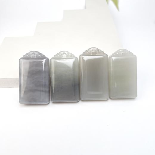 和田玉吊坠-烟紫方形无事牌 商品图0