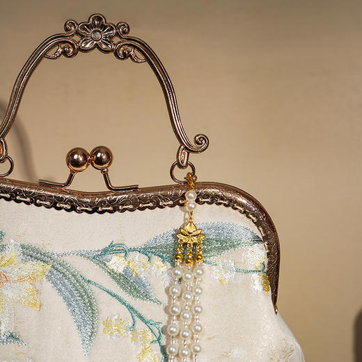 重工刺绣手提包，中国风旗袍宴会汉服手提包JX-月下铃兰 商品图2