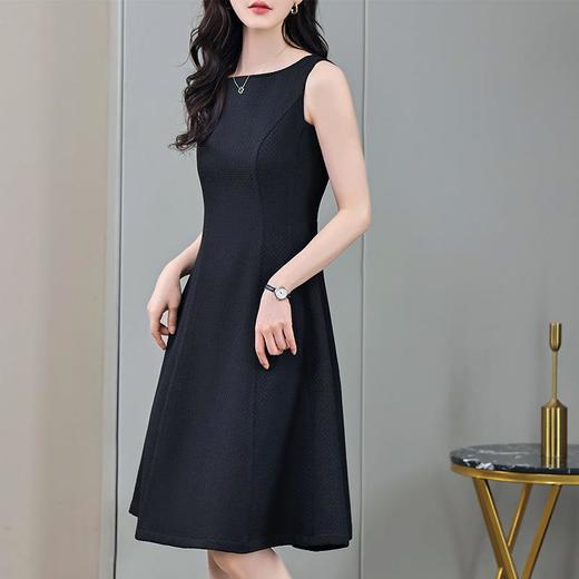 娜璐多 黑色连衣裙气质显瘦无袖裙子2023早秋新款高级感A字高腰裙背心裙 商品图2
