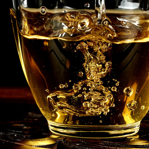 【618导火索】【临沧味道】集临沧勐库十八寨古树精华，做临沧标杆韵味成本价357克/饼 300-500年古茶 商品图5