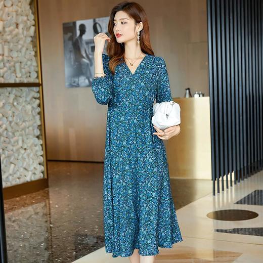 娜璐多 碎花连衣裙女2023春秋V领气质复古度假风宽松显瘦长袖雪纺长裙女 商品图1